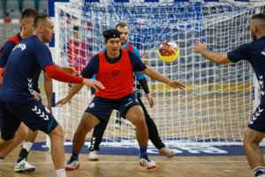 Trening piłkarzy ręcznych Grupy Azoty Unii Tarnów